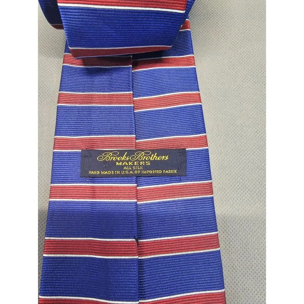 Brooks‎ Brothers Makers Hand Made Silk Tie 56x3.75 inches